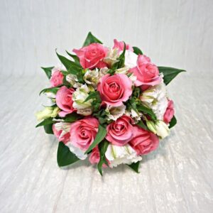 Rose, Alstro & Lisianthus